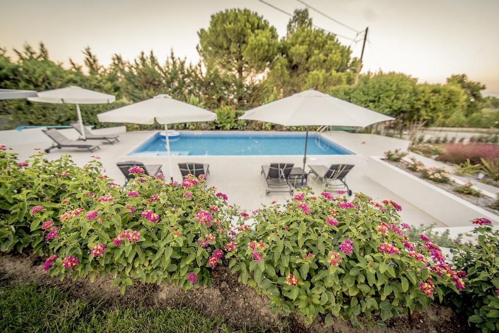 Pleiades Boutique Villas Kriopijí Kültér fotó